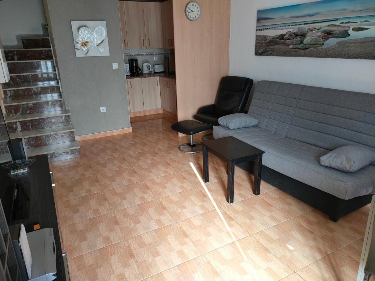Casas Holiday - Playa La Mata 1 托雷维耶哈 外观 照片