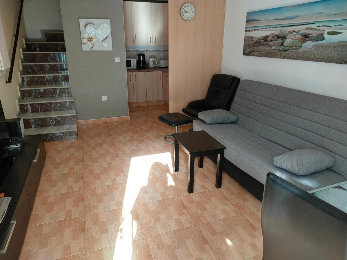 Casas Holiday - Playa La Mata 1 托雷维耶哈 外观 照片