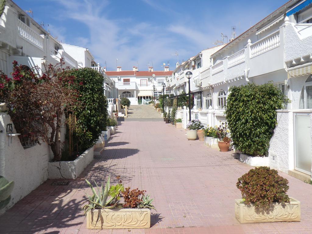 Casas Holiday - Playa La Mata 1 托雷维耶哈 外观 照片
