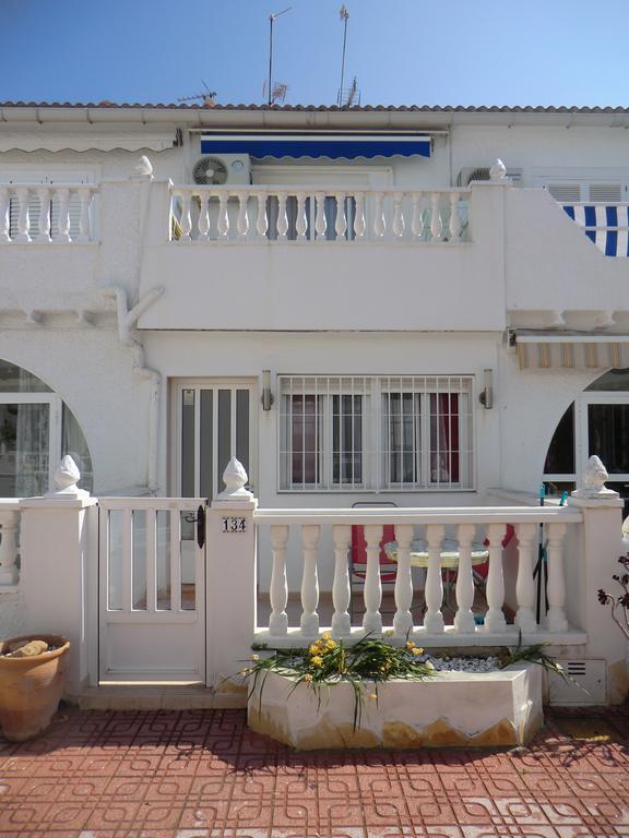 Casas Holiday - Playa La Mata 1 托雷维耶哈 外观 照片